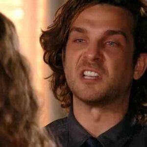 Alberto (Igor Rickli) ficará ainda mais alterado com Ester (Grazi Massafera)