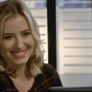 Cansada das atitudes de Poderosa (Day Mesquita) a patricinha fará tudo para prejudicá-la