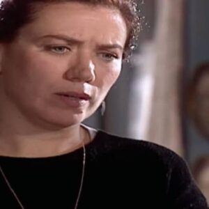 Lilia Cabral como Ingrid em Laços de Família