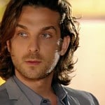 Igor Rickli como Alberto em 'Flor do Caribe' (Globo)
