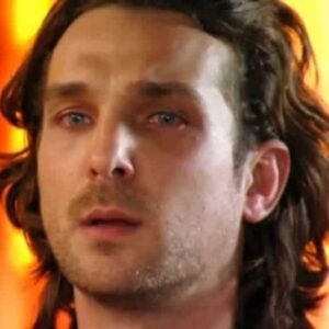Igor Rickli como Alberto em 'Flor do Caribe' (Globo)