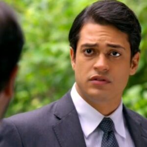 Raphael Vianna como Hélio em 'Flor do Caribe' (Globo)