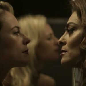 Jeiza (Paolla Oliveira) e Bibi (Juliana Paes)