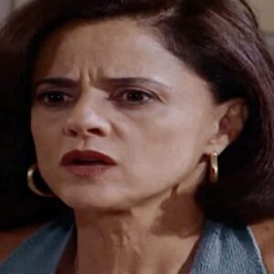 Marieta Severo interpretando Alma em 'Laços de Família' (Globo)