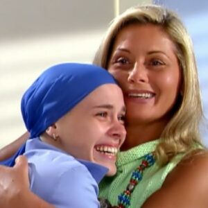 Camila (Carolina Dieckmann) e Helena (Vera Fischer) em 'Laços de Família' (Globo)