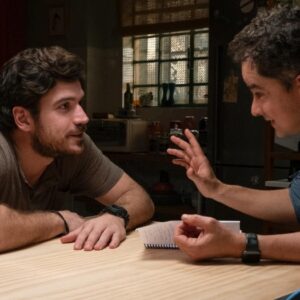 Cenas da série 'Cidade Invisível' (Netflix)