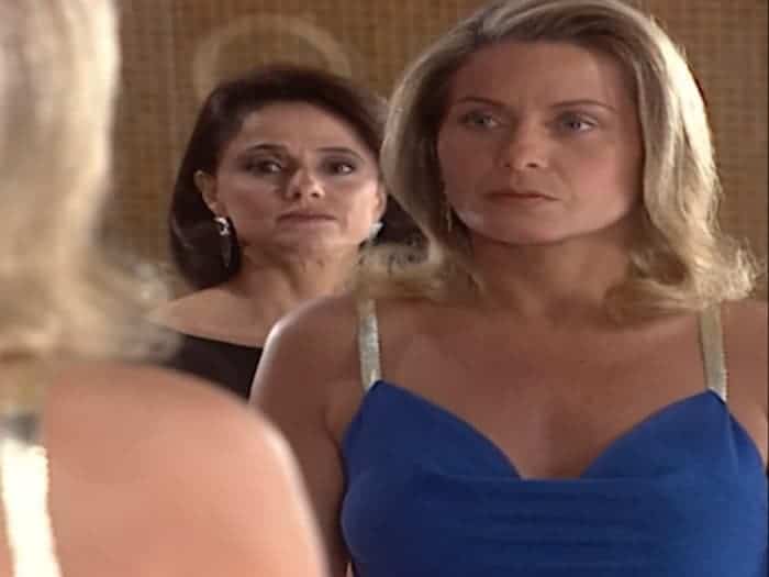 Alma (Marieta Severo) e Helena (Vera Fischer) em 'Laços de Família' (Globo)