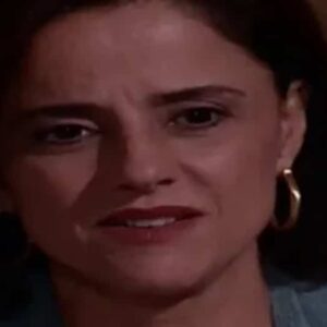 Marieta Severo como Alma em 'Laços de Família' (Globo)