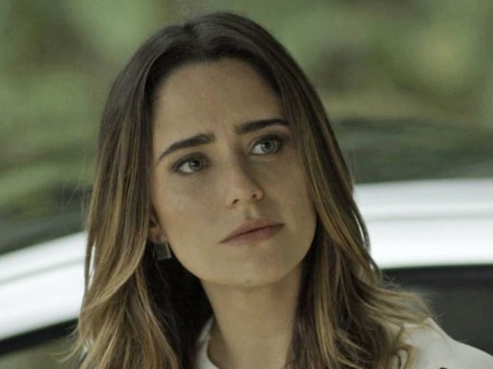 Fernanda Vasconcellos interpretando Bruna em 'Haja Coração' (Globo)