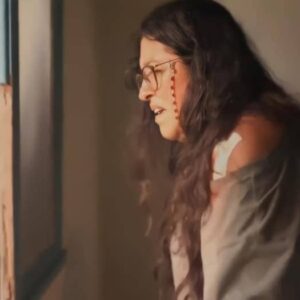 Regina Casé interpretando Lurdes em 'Amor de Mãe' (Globo)