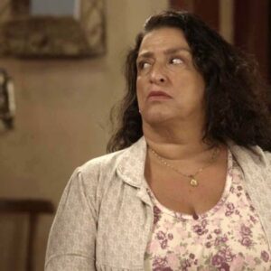 Grace Gianoukas como Ermelinda em 'Salve-se Quem Puder' (Globo)