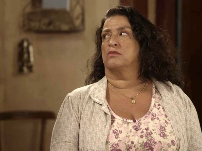Grace Gianoukas como Ermelinda em 'Salve-se Quem Puder' (Globo)