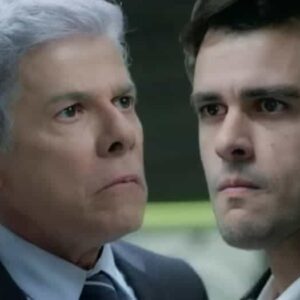 Cláudio (José Mayer) e Enrico (Joaquim Lopes) em 'Império' (Globo)