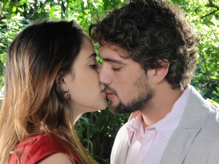 Ana (Fernanda Vasconcellos) e Rodrigo (Rafael Cardoso) em 'A Vida da Gente' (Globo)