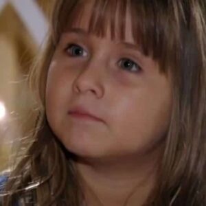 Jesuela Moro como Júlia em 'A Vida da Gente' (Globo)