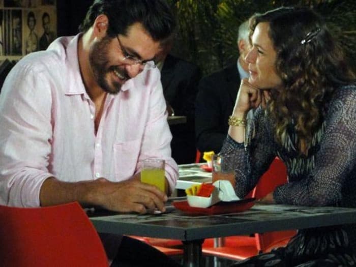 Lúcio (Thiago Lacerda) e Laura (Vanessa Lóes) em 'A Vida da Gente' (Globo)