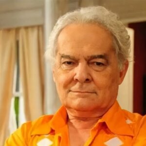 Othon Bastos como Isidoro em 'Paraíso Tropical' (Canal Viva)