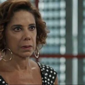 Angela Vieira interpretando Lígia em 'Pega Pega' (Globo)