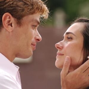 Cenas da novela 'Paraíso Tropical' (Canal Viva)