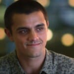 Felipe Simas interpretando Téo em 'Salve-se Quem Puder' (Globo)