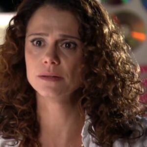 Malu Galli como Dora em 'A Vida da Gente ' (Globo)