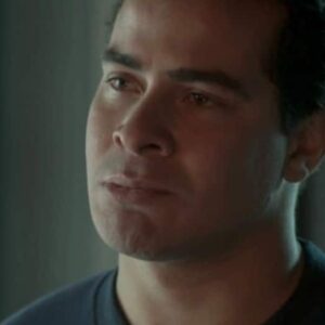 Thiago Martins interpretando Júlio em 'Pega Pega' (Globo)