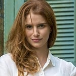 Júlia Lund como Mônica em 'Pega Pega' (Globo)