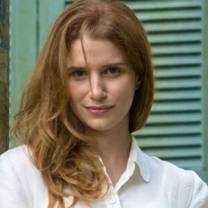 Júlia Lund como Mônica em 'Pega Pega' (Globo)