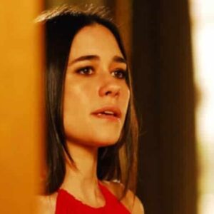 Alessandra Negrini interpretando Taís em 'Paraíso Tropical' (Canal Viva)