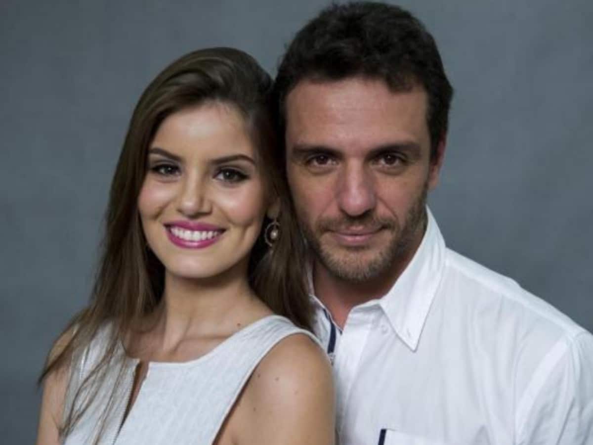 Angel (Camila Queiroz) e Alex (Rodrigo Lombardi) em 'Verdades Secretas' (Globo)