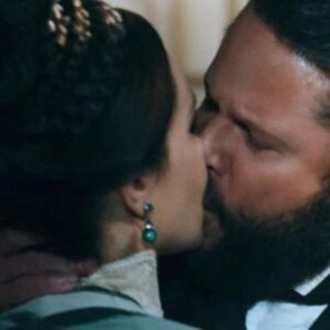 Cenas da novela 'Nos Tempos do Imperador' (Globo)