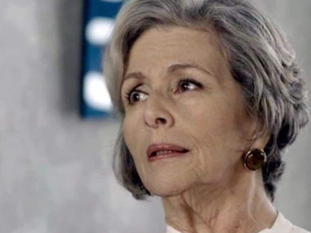 Irene Ravache como Sabine em 'Pega Pega' (Globo)