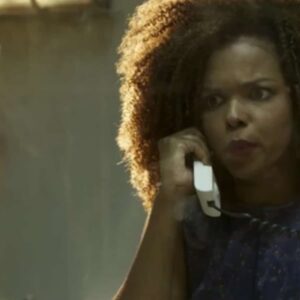 Jeniffer Nascimento interpretando Tânia em 'Pega Pega' (Globo)