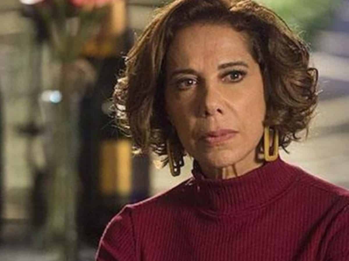 Ângela Vieira interpretando Lígia em 'Pega Pega' (Globo)