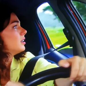 Isis Valverde interpretando Marcela em 'Ti-Ti-Ti' (Globo)