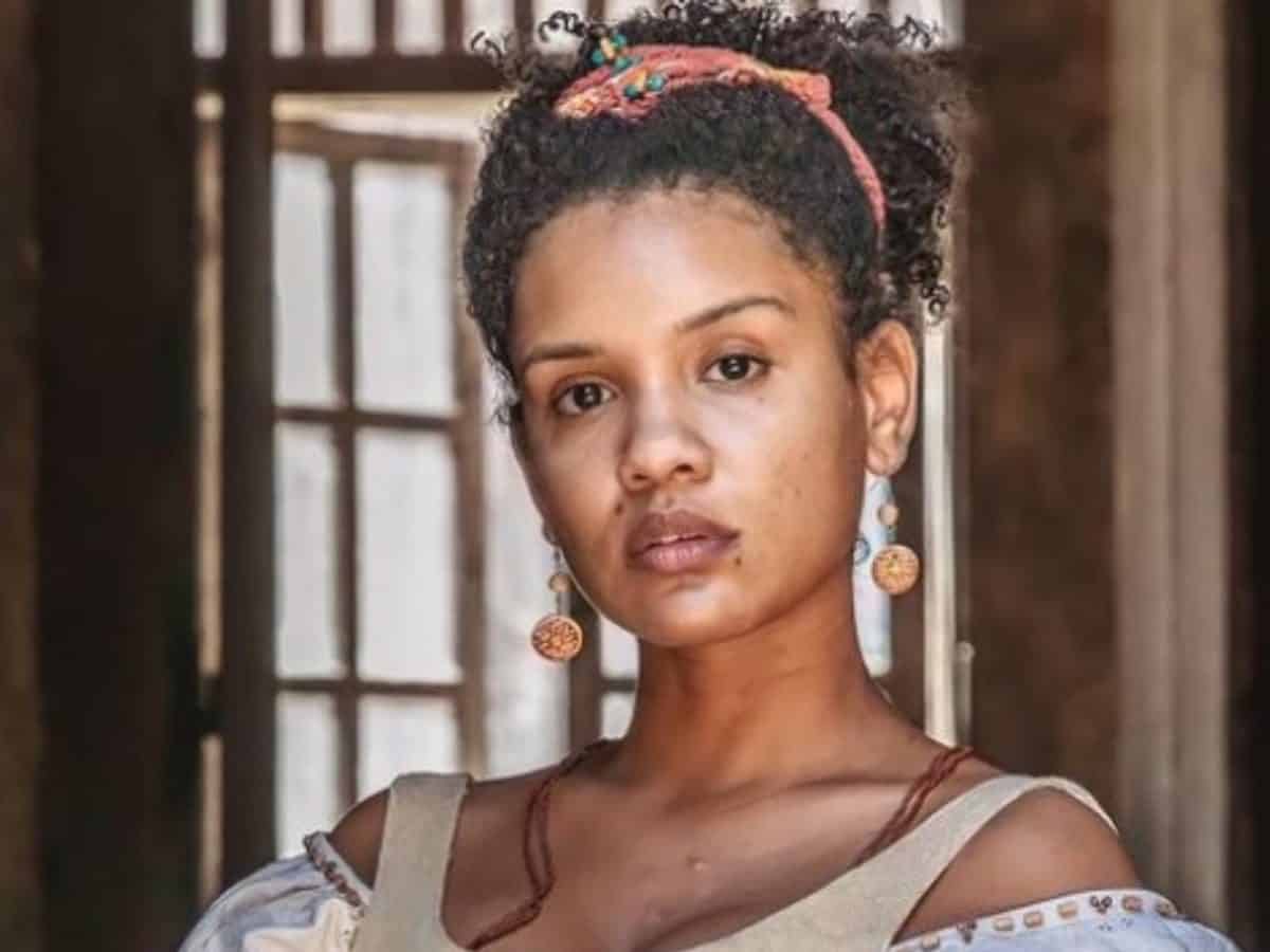 Heslaine Vieira interpretando Zayla em 'Nos Tempos do Imperador' (Globo)