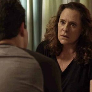 Cenas da novela 'Pega Pega' (Globo)