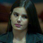 Camila Queiroz como Angel em 'Verdades Secretas'