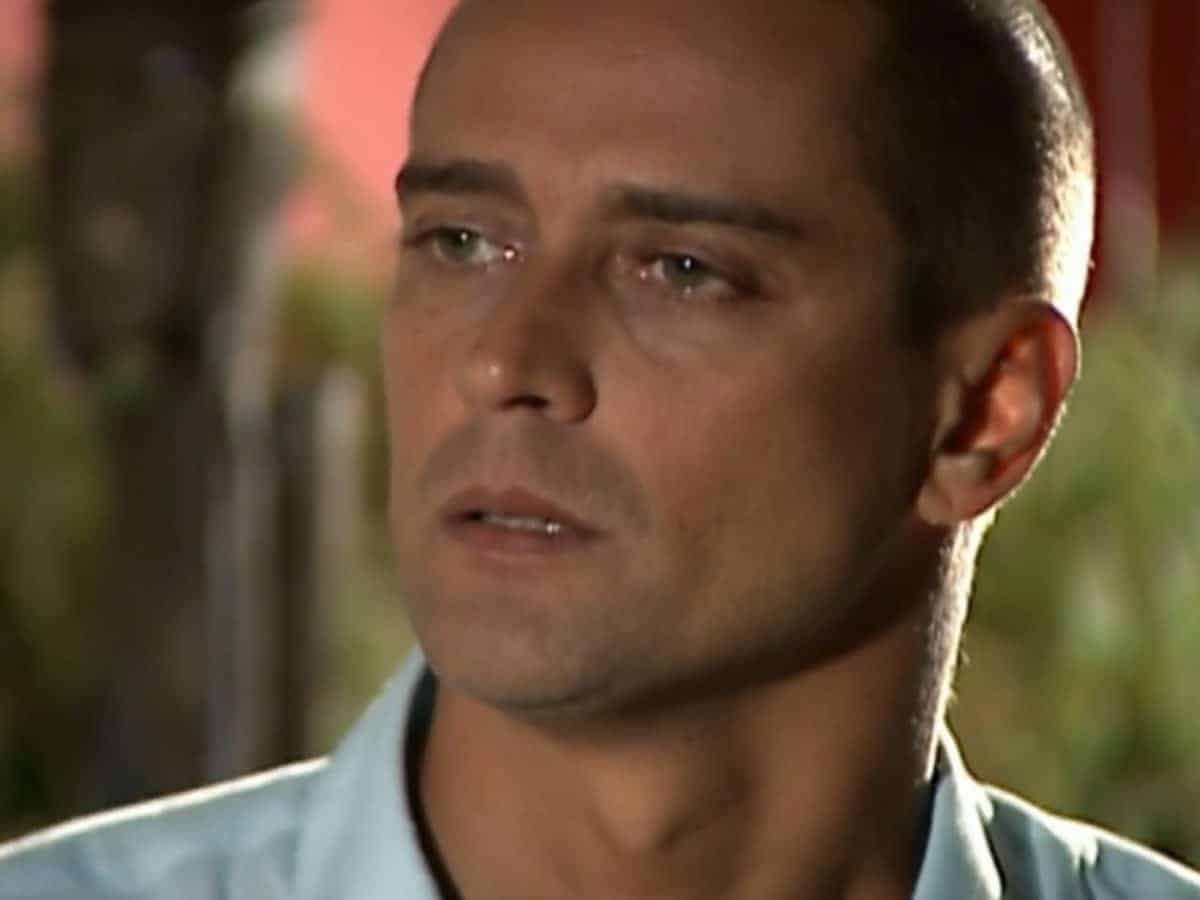 Marcello Antony como Cássio em 'Paraíso Tropical' (Canal Viva)