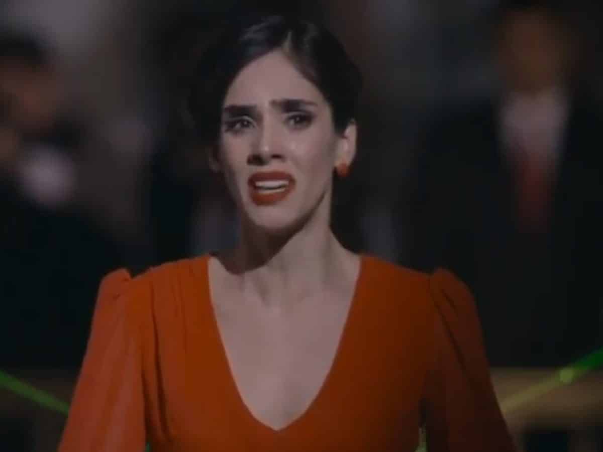 Sandra Echeverría interpretando Paola em 'A Usurpadora' (Sbt)