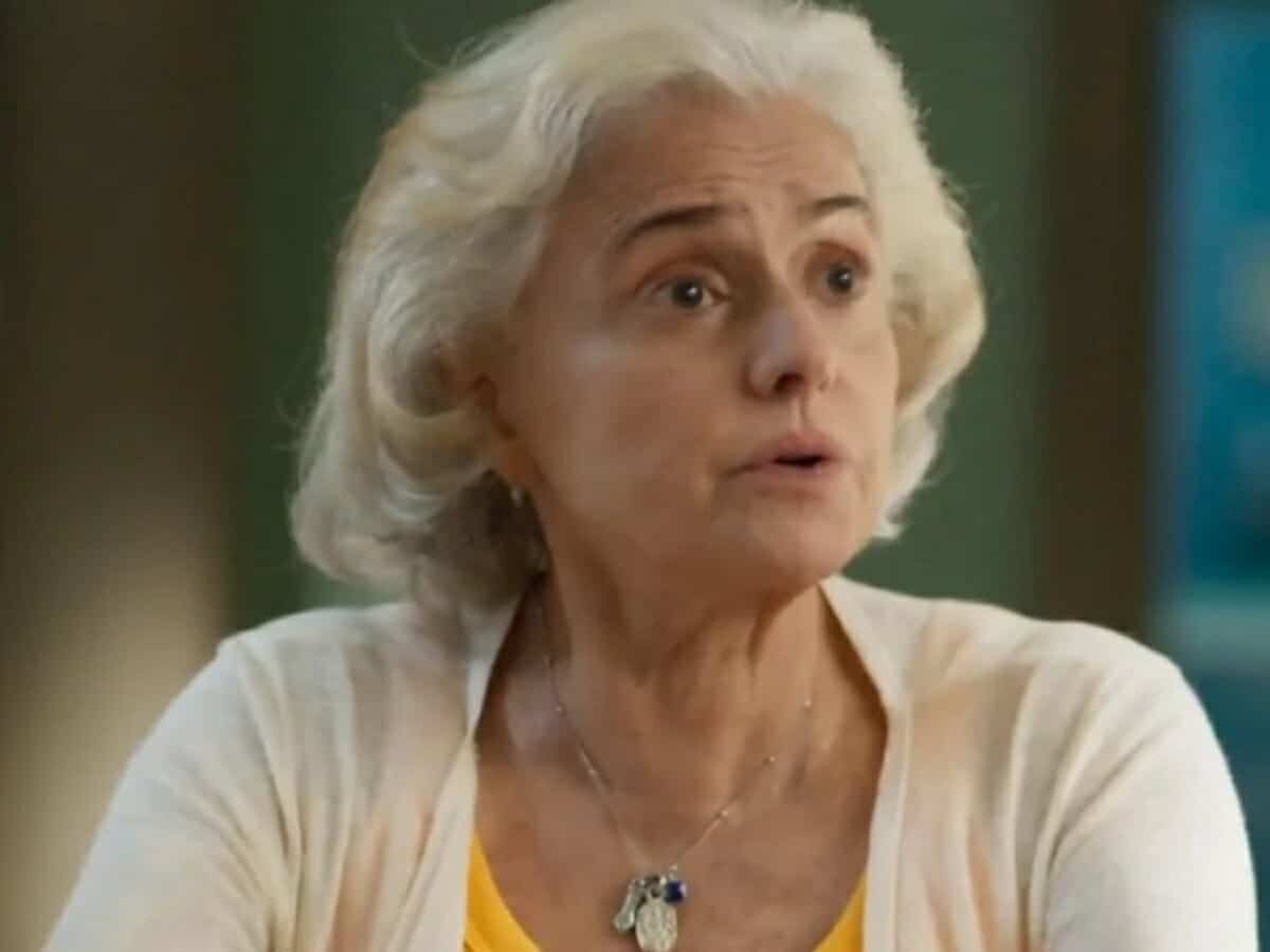 Marieta Severo interpretando Noca em 'Um Lugar ao Sol' (Globo)