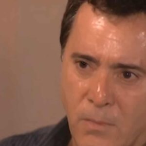 Tony Ramos interpretando Antenor em 'Paraíso Tropical' (Canal Viva)