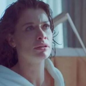 Alinne Moraes como Bárbara em 'Um Lugar ao Sol' (Globo)