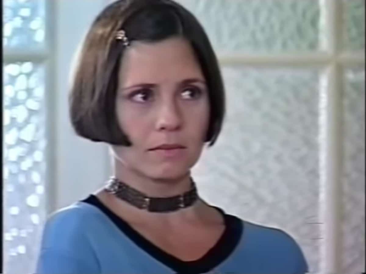 Adriana Esteves interpretando Catarina em 'O Cravo e a Rosa' (Globo)