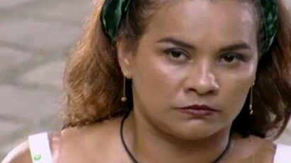 Solange Couto como Dona Jura em 'O Clone' (Globo)