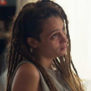 Lara Tremouroux interpretando Joy em 'Um Lugar ao Sol' (Globo)