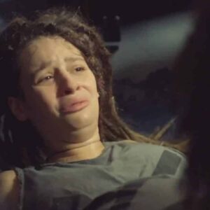 Lara Tremouroux interpretando Joy em 'Um Lugar ao Sol' (Globo)