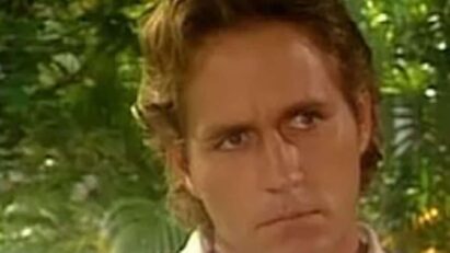 Guy Ecker como Sebastián em 'Café com Aroma de Mulher'