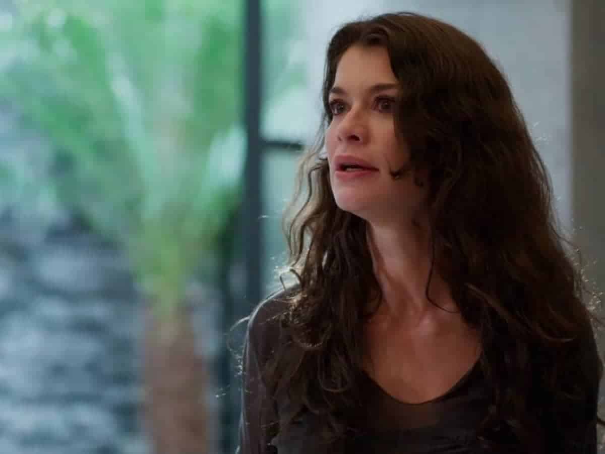 AlInne Moraes como Bárbara em 'Um Lugar ao Sol' (Globo)