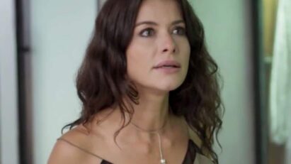 Alinne Moraes como Bárbara em 'Um Lugar ao Sol' (Globo)